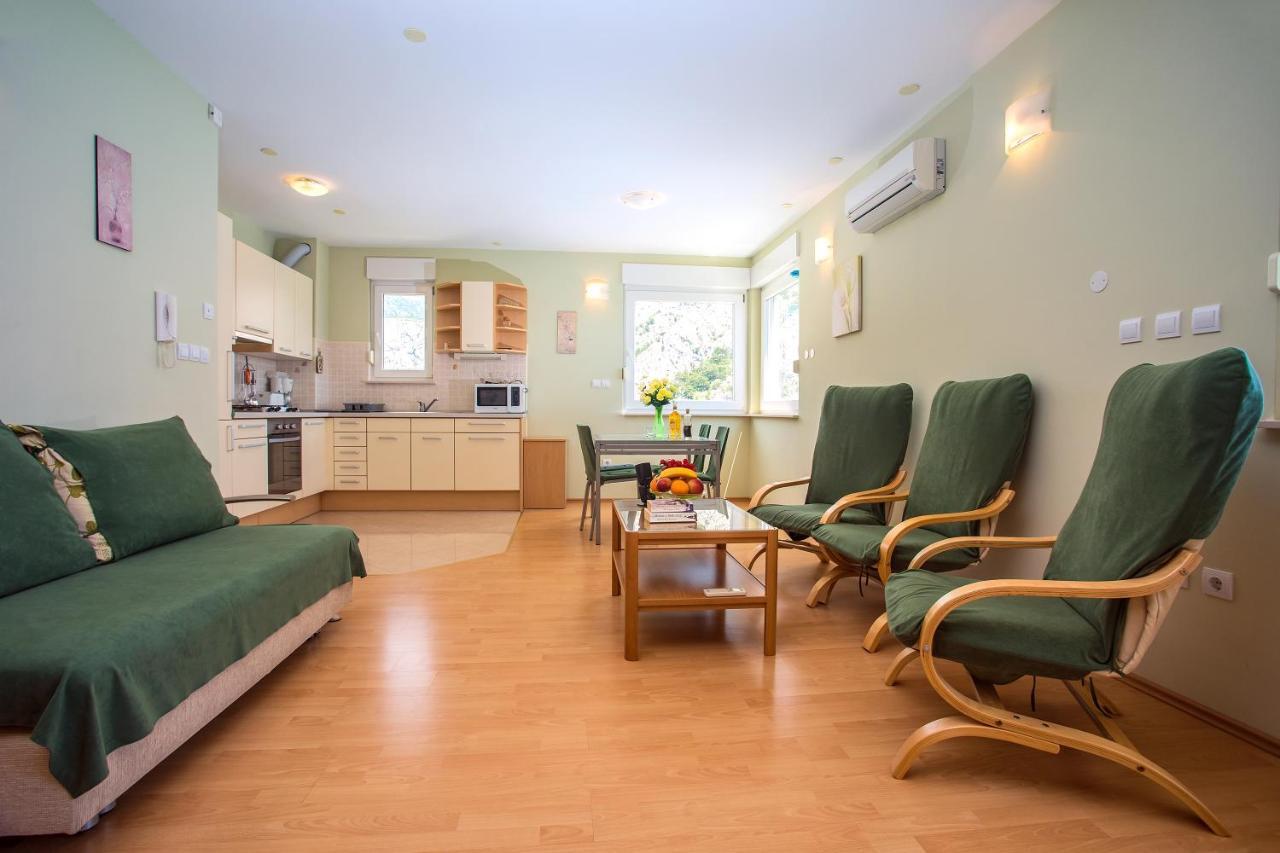 Apartmani Ribnjak Seka Omiš Kültér fotó