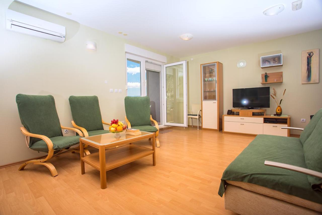 Apartmani Ribnjak Seka Omiš Kültér fotó