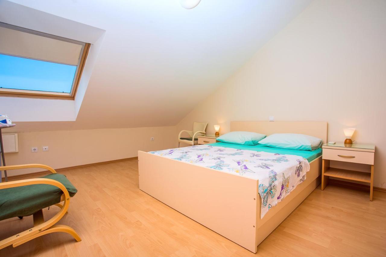 Apartmani Ribnjak Seka Omiš Kültér fotó